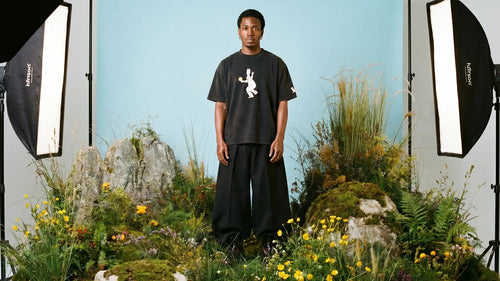 Camiseta Oversized Coelho de Botas — editorial TRIDA Cap.01